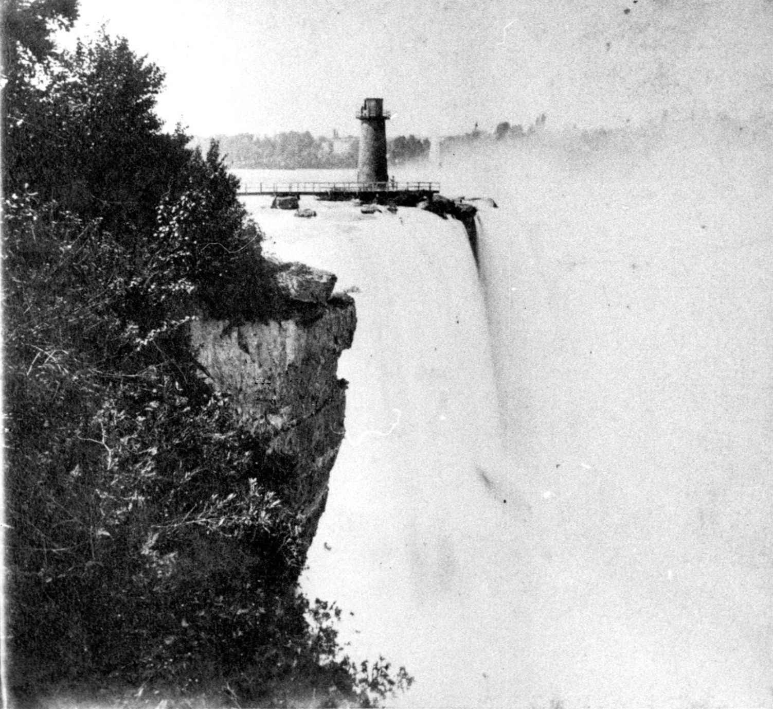 A look back: 300 years of Niagara Falls